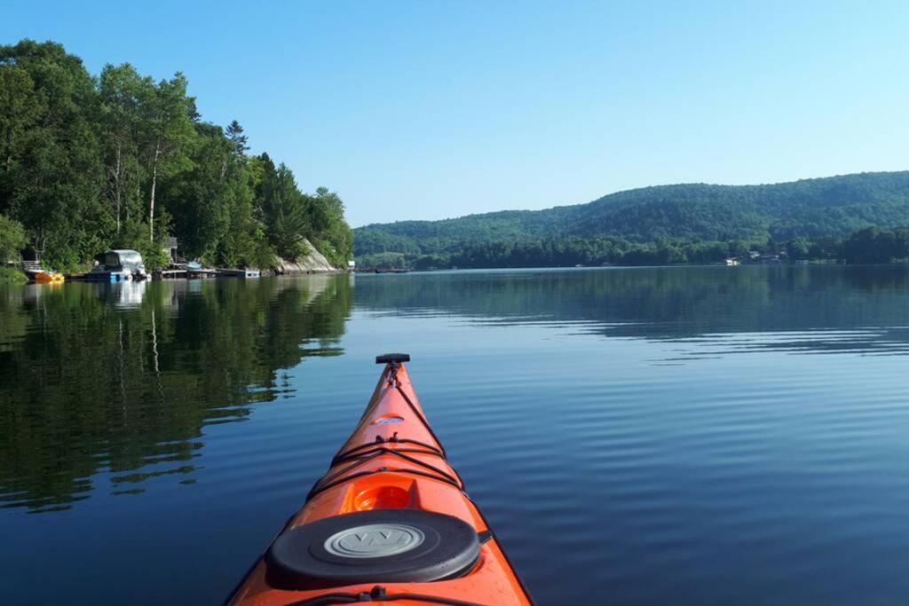 Le Nid Dore Sur Le Lac Val des Monts Exterior photo
